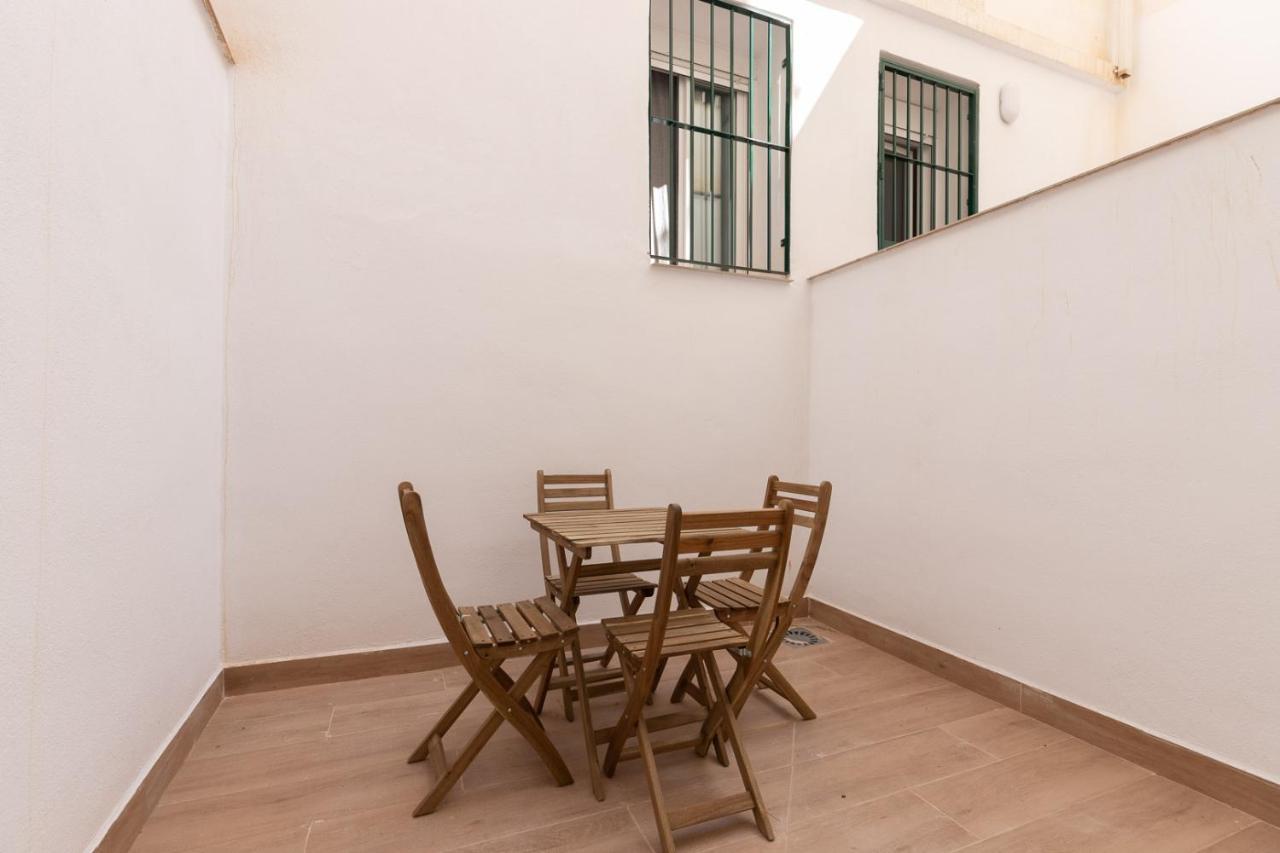 Fun Building By Homeabout Lägenhet Málaga